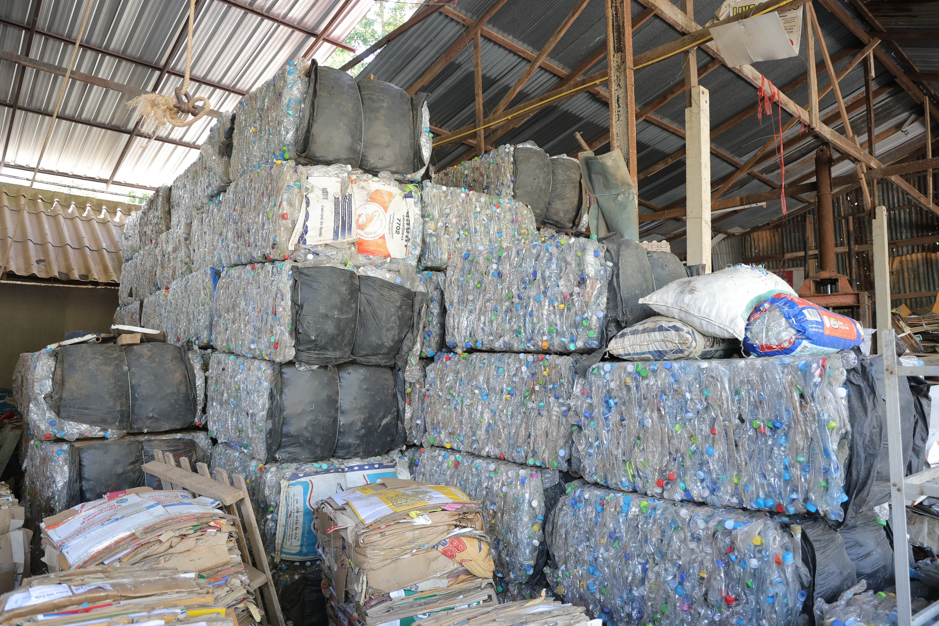 Image | ThaiNamthip Coca-Cola